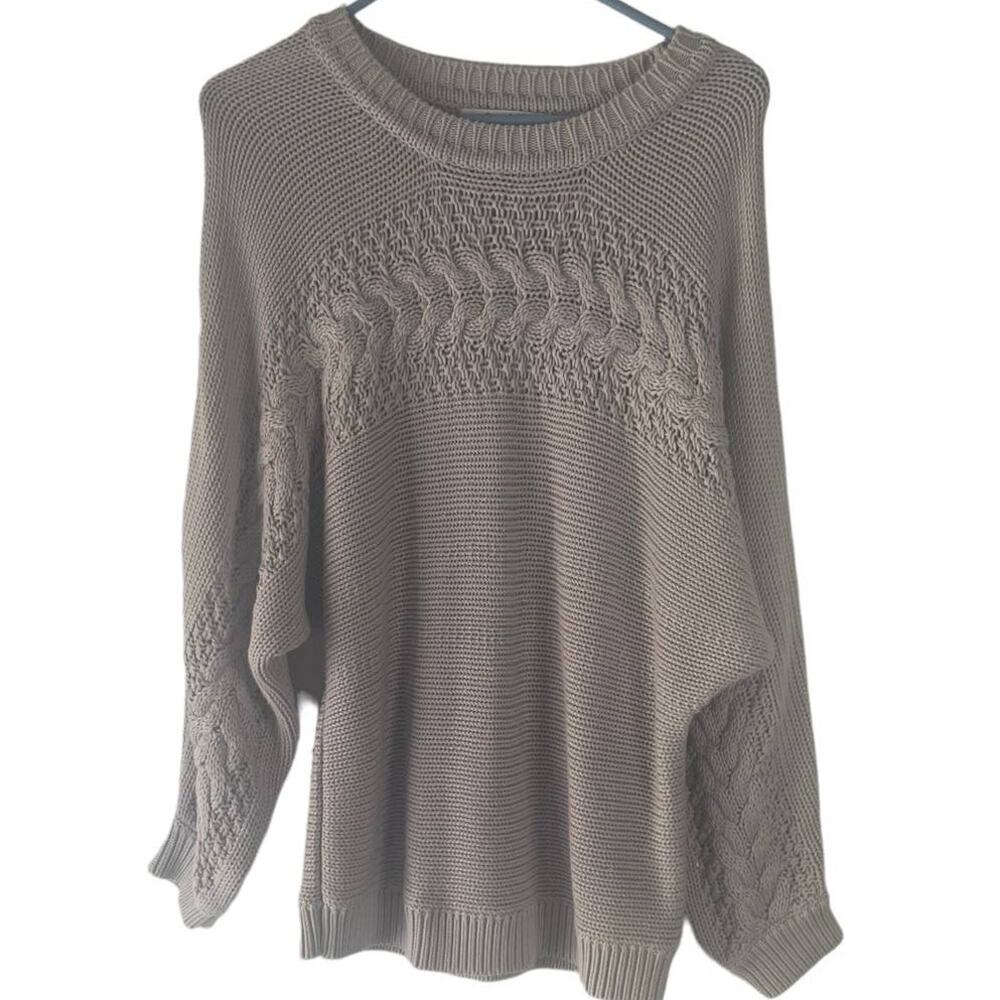 Harper Lane Women's Size Medium Heavy Knit‎ Grey Cape Sweater